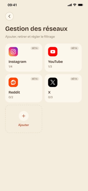 Gestion des réseaux : Instagram, YouTube, Reddit et X, avec le nombre de filtres actifs.
